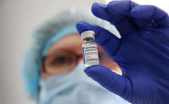 Биолог раскрыл технологию разработки вакцин от новых штаммов в РФ. «Это как конструктор LEGO»