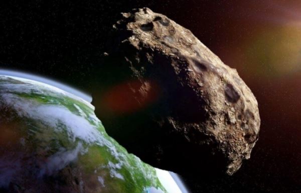 Рядом с Землей пролетел астероид размером с пирамиду