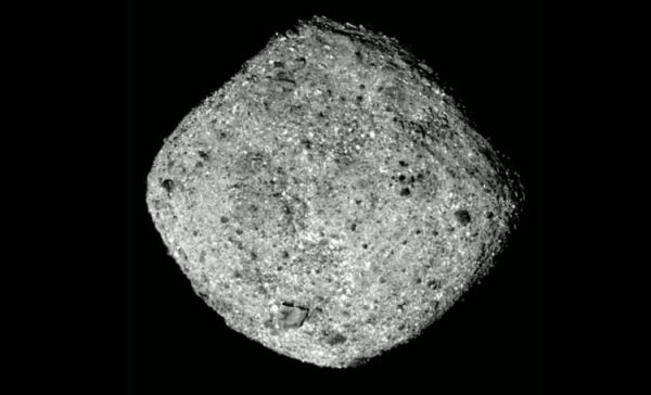 Рядом с Землей пролетел астероид размером с пирамиду