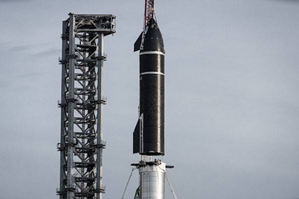 SpaceX собрала самую высокую в истории ракету Starship