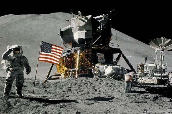 В США восстановлены засвеченные снимки миссии "Аполлон-15"