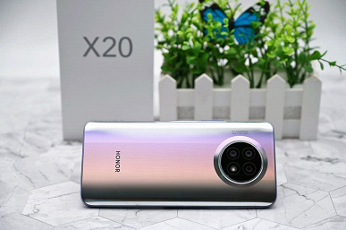 120 Гц, 64 Мп, 66 Вт, 4300 мА·ч и дизайн Huawei Mate 30 за 260 долларов. Honor X20 5G показали на живых фото